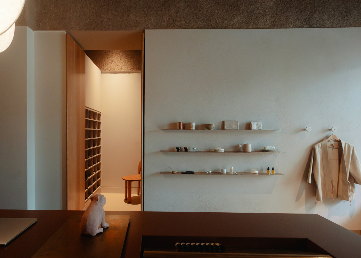 capybara bathing singapore reception and lockers