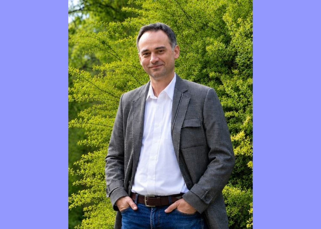 Dr Andrei Dragomir of NUS’s N.1 Institute for Health | Can fragrance change your mood